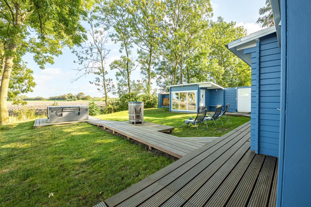 Liebevoll Hinterm Deich - Ferienwohnungen Lehe  Exterior photo